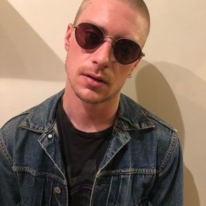 Meet your Posher, Eddie